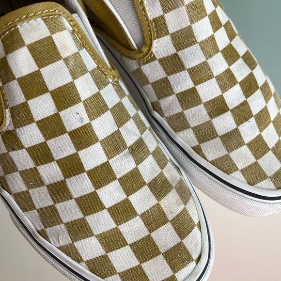 Green and White Checkerboard Vans - Picture 2 of 4